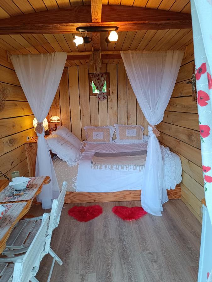 Roulotte O Reves Atypiques Hotel Bouce  Luaran gambar